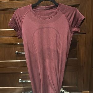 Lululemon swiftly tee